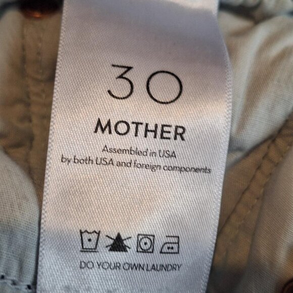 MOTHER Superior The Insider Crop Step Fray in I Confess Raw Hem Jeans - 30 x 25 - Picture 4 of 5